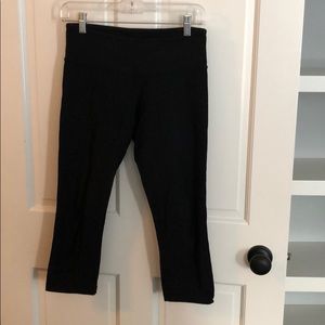 Black lululemon leggings